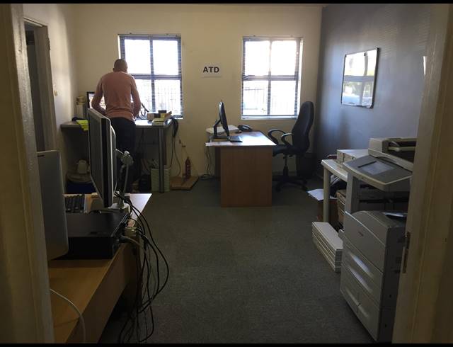 279M² FACTORY RENTED IN WESTLAKE